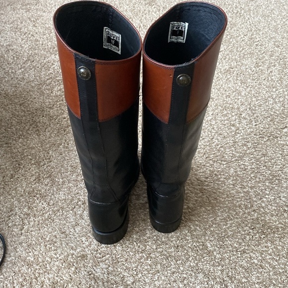 Frye two toned boots 8.5 - Picture 2 of 6